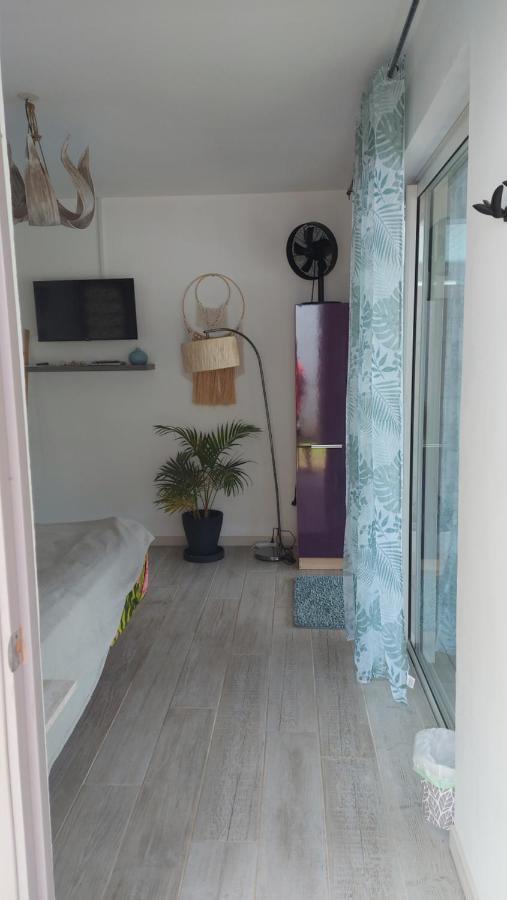 Studio Vaimiti Pour 2 Personnes Vue Mer Et Moorea Faaa Exterior foto