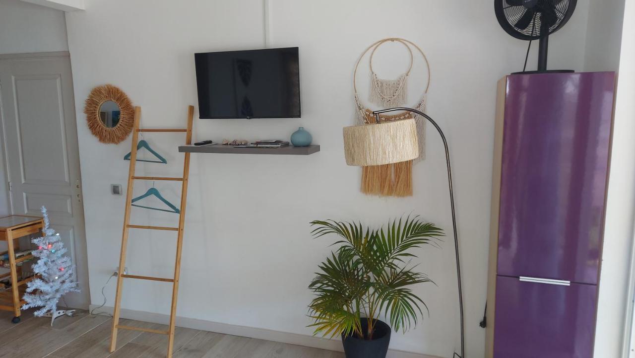 Studio Vaimiti Pour 2 Personnes Vue Mer Et Moorea Faaa Exterior foto